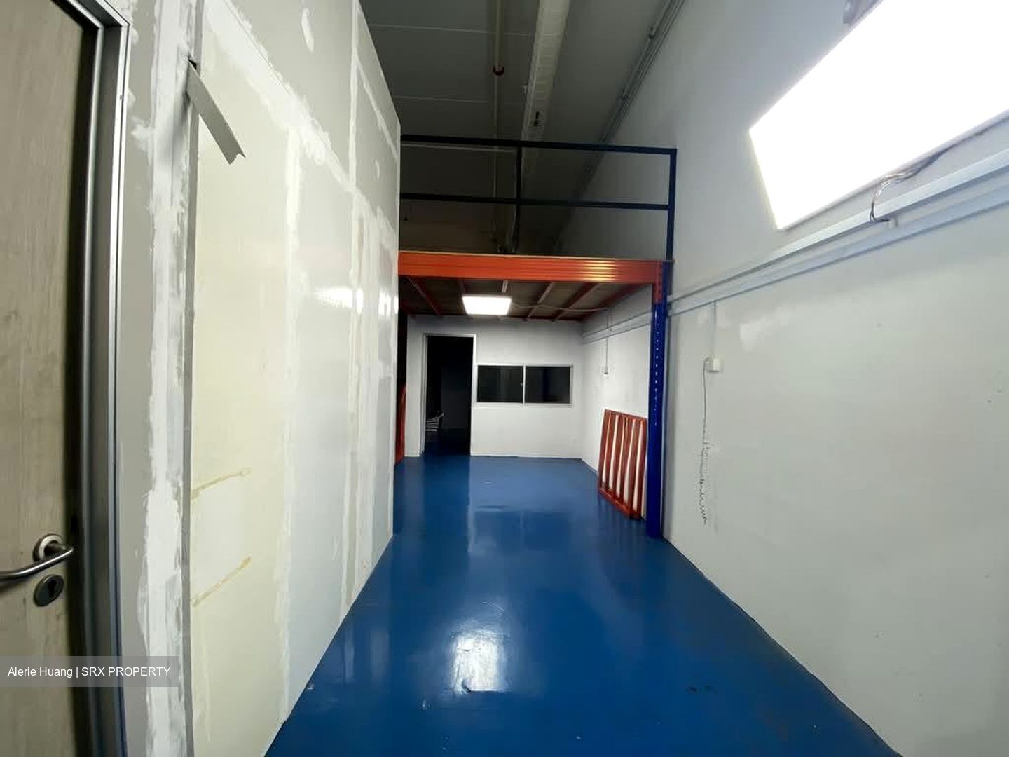 REVV (D22), Factory #584317771